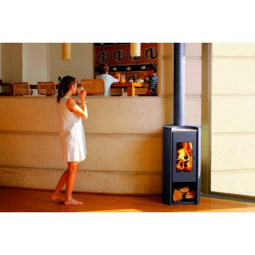 Ενεργειακή σόμπα ξύλου Amesti Rondo 450 Design για χώρους 50-175τ.μ.